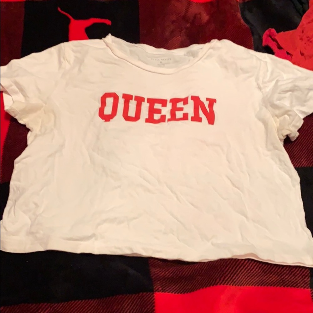 White crop top. Says QUEEN. Worn 4 times